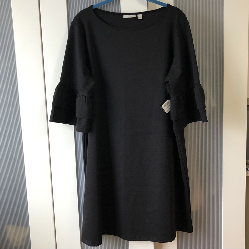 Halogen ruffle sleeve shift dress in black size L